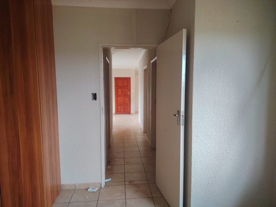 3 Bedroom Property for Sale in Waterkloof Hill Estate North West
